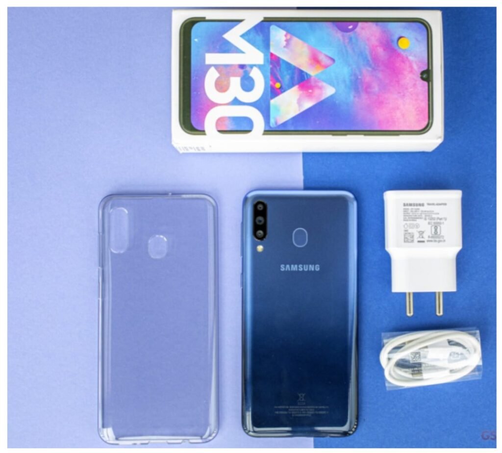 Samsung Galaxy M30 5G smartphone showcase banner with MobileGyan branding