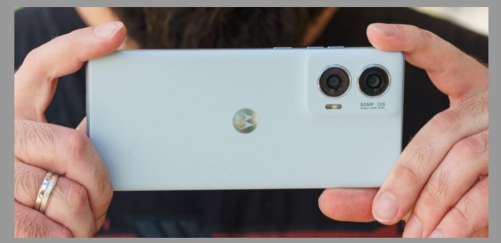 Motorola Edge 50 Fusion 5G smartphone with 3D curved pOLED display and vegan leather back